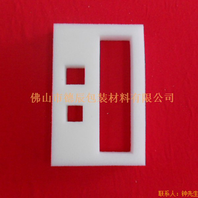 海綿內(nèi)托對(duì)各行各業(yè)產(chǎn)品起到絕緣、密封、防震、防塵、填充、隔音、固定，能夠保護(hù)包裝產(chǎn)品在運(yùn)輸過程中安然無恙，起到保護(hù)產(chǎn)品的一個(gè)作用，同時(shí)可以美化產(chǎn)品，提升產(chǎn)品檔次。
3海綿內(nèi)托適用范圍
